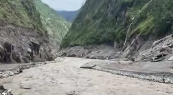 Berita banjir bandang Nepal